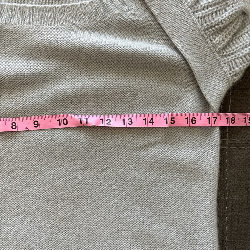 TSESAY Women's 100% cashmere Gray Knit Top. M - Picture 4 of 7